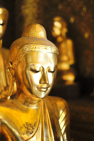 yangon shwedagon pagoda