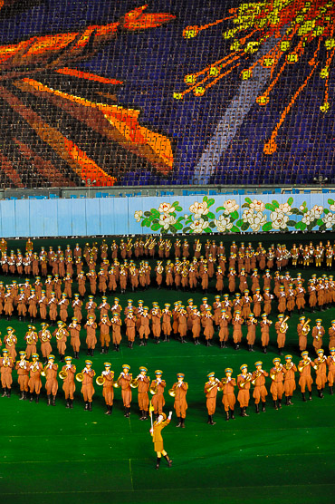 Arirang - Mass Games, un espectáculo con alrededor de 100.000 personas actuando