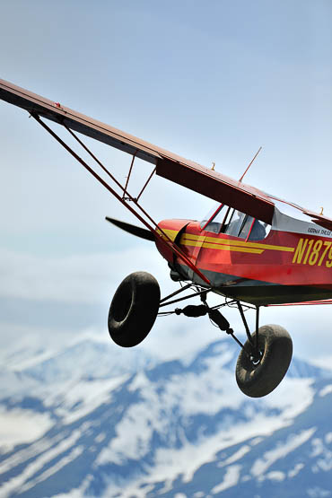 Super Cub Bush Plane at Ultima Thule Lodge